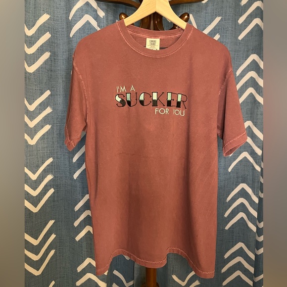 Comfort Colors Other - ❌SOLD❌ Comfort Colors “I’m A Sucker for You” Graphic T-Shirt